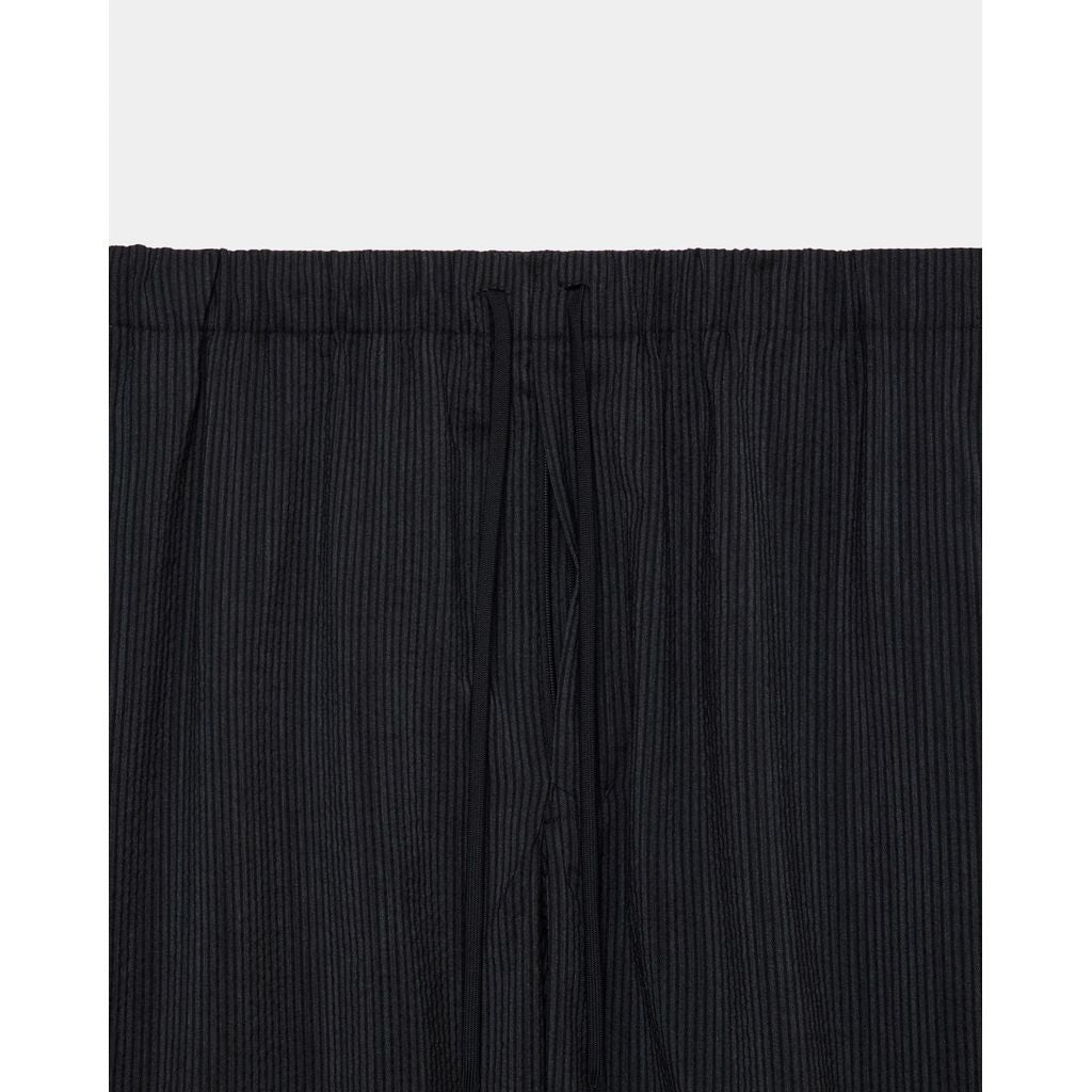 marka Wool seersucker / Wide Cylinder Fit Easy Pants