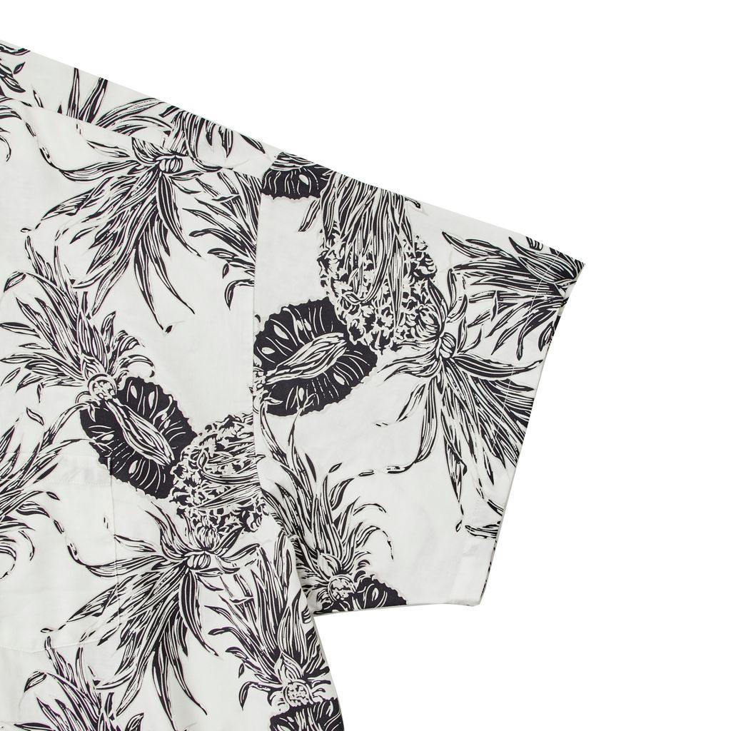 MAGIC STICK 2FACE CHILLIN HAWAIIAN SHIRT by Reyn Spooner