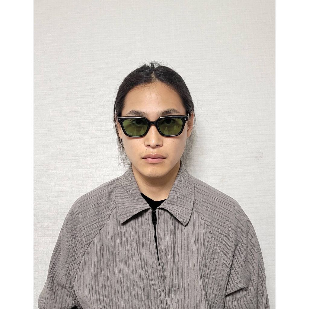 VOO CLEVER SQUARE（ブラック×グリーンレンズ）