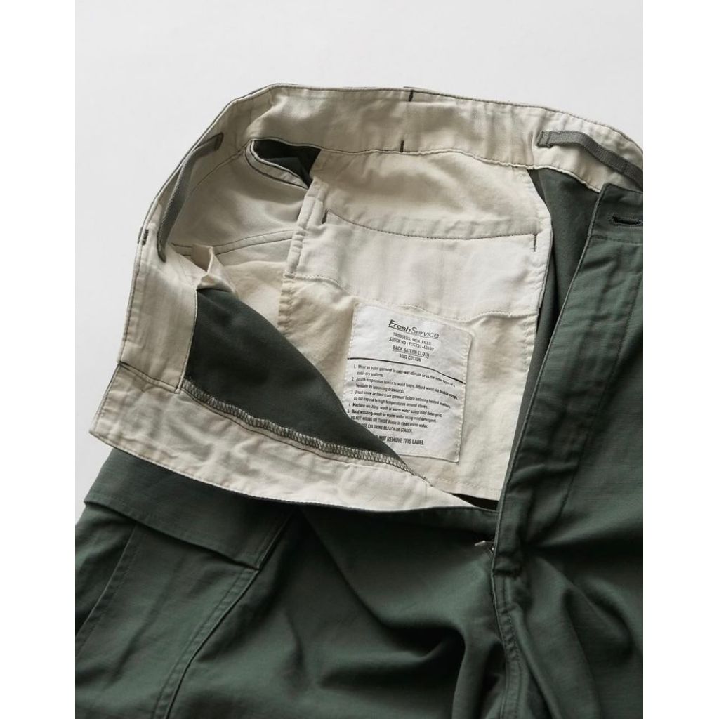 FreshSevice "BACK SATEEN FIELD PANTS"