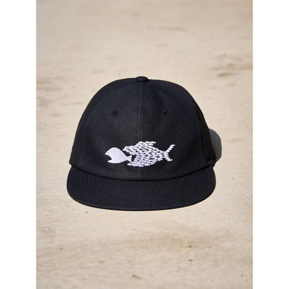 GARBAGE HARD BRIM 6 PANEL CAP LOW (SOLIDARITY)