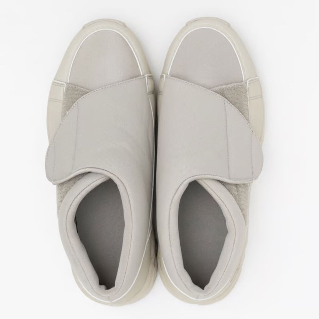 810s UNIVE