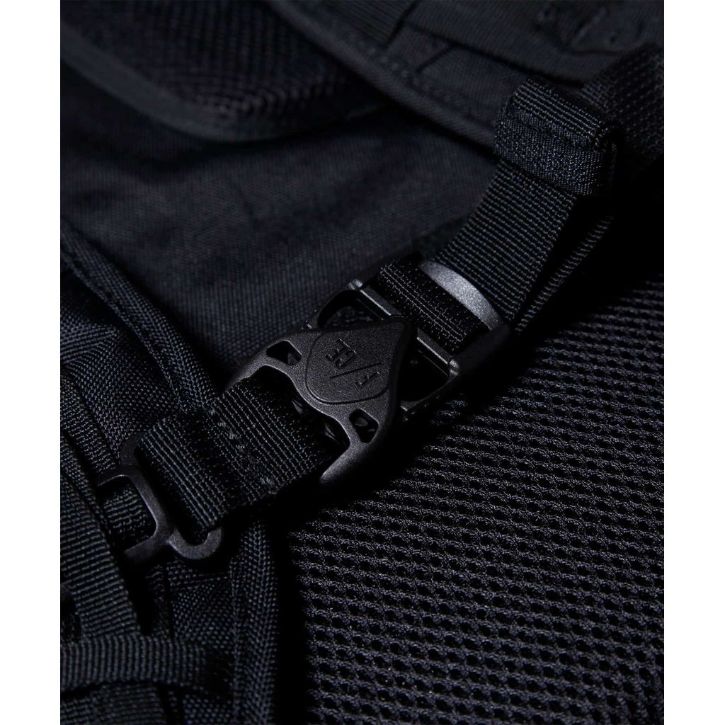 F/CE.  950 TRAVEL BP