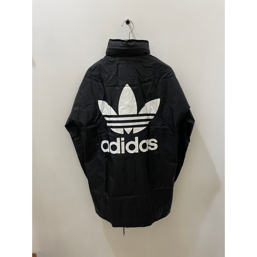 adidas ビッグトレフォイル スタンドカラー ナイロンコート