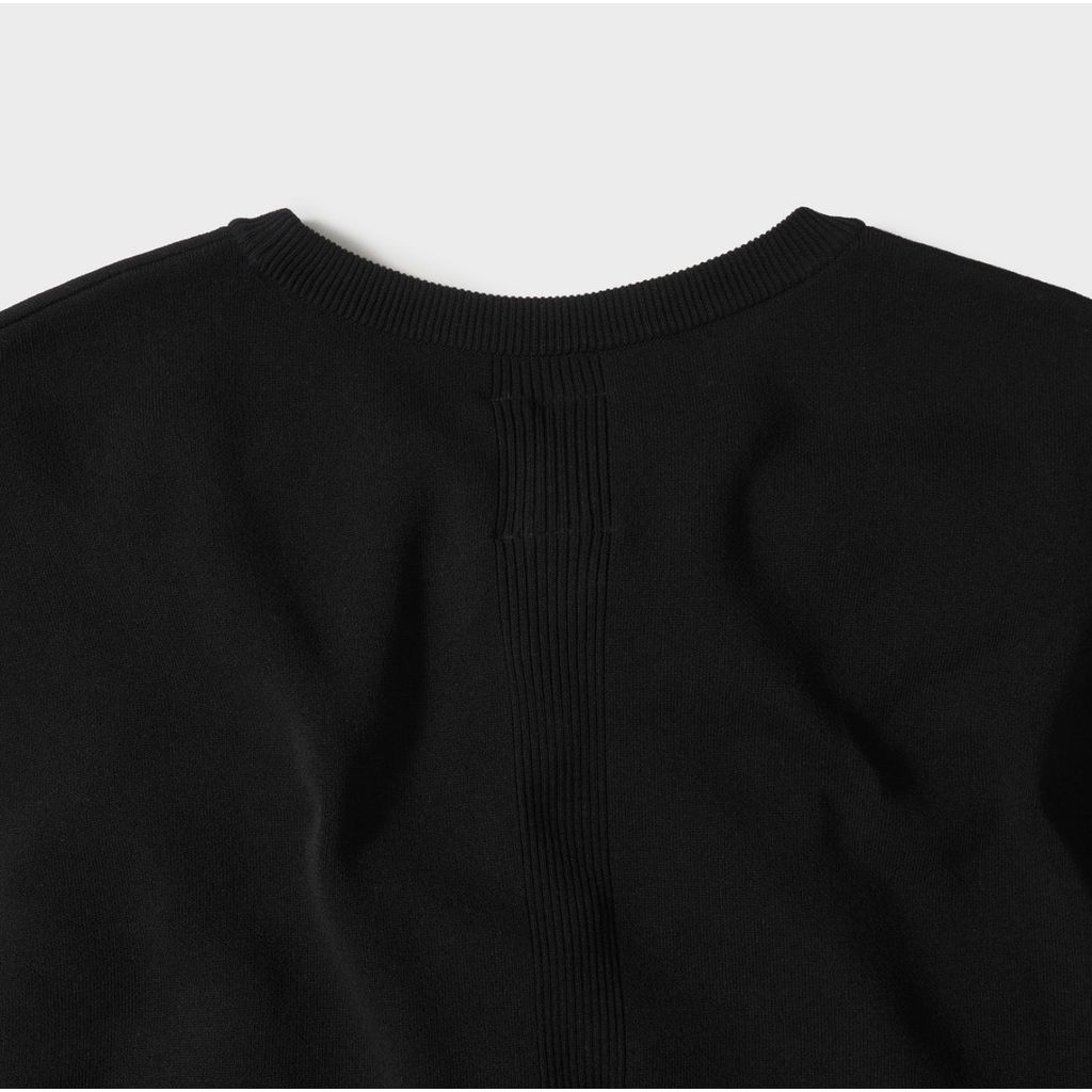MAGIC STICK MONOLITH KNIT NO SLEEVE T (BLACK)
