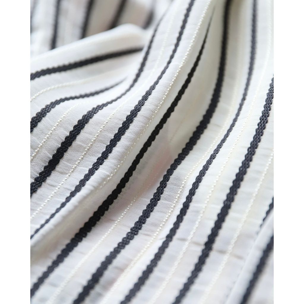 AMBERGLEAM  Original Jacquard Blouse