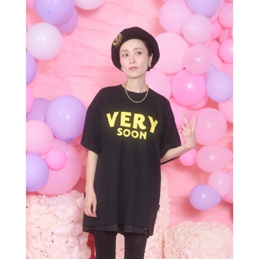 THOMAS MAGPIE tee shirt “VERRY SOON”