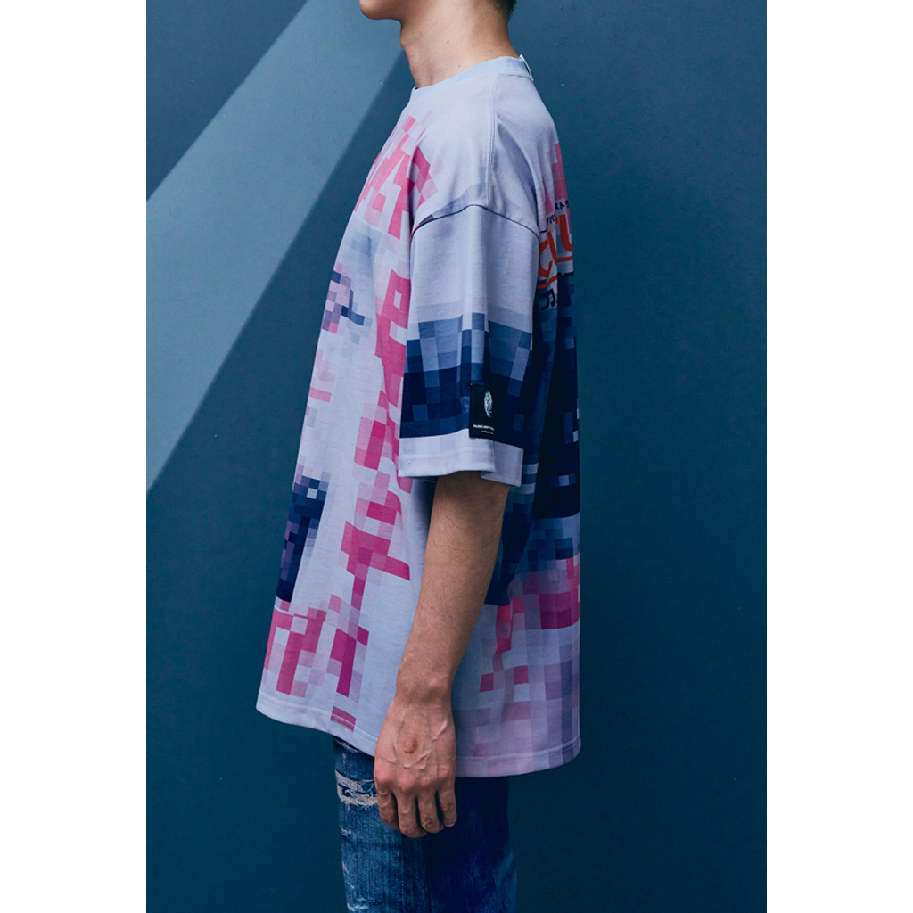 TALKING ABOUT THE ABSTRACTION PIXEL ART Tee
