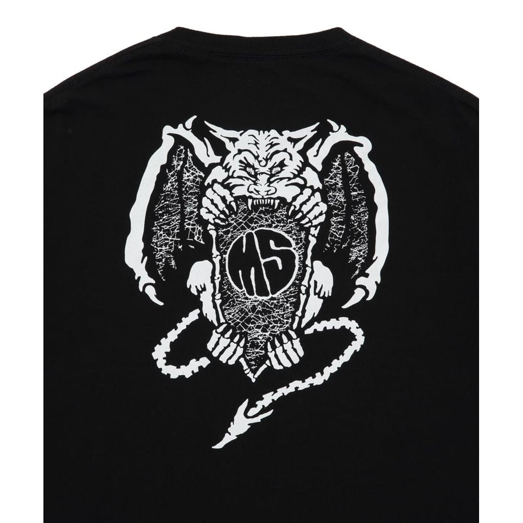MASSES T-SHIRT SHIELD