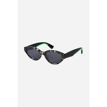 A.D.S.R. MONIKA 04 avana Clear Black