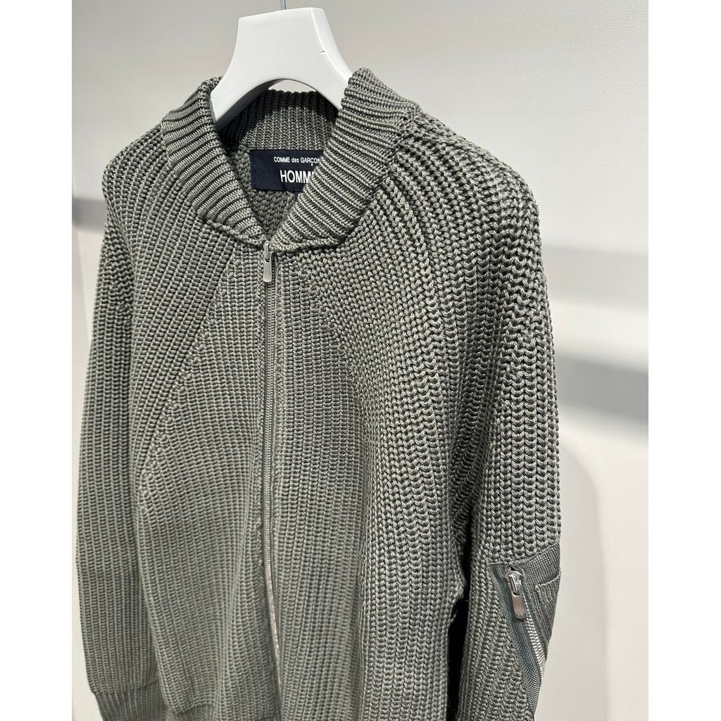 COMME des GARCONS HOMME BATONER W-NAME WOOL KNIT ZIP CARDIGAN（KAHKI）