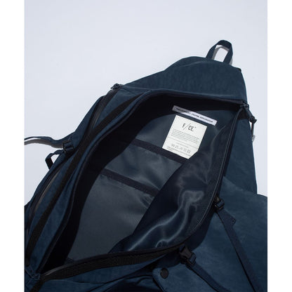 F/CE. TEXTURED TWILL 3 POINTS SLINGER BAG