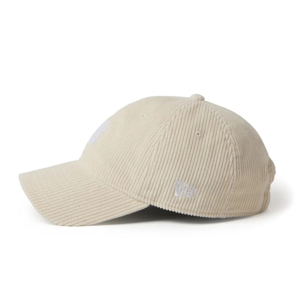 NEW ERA 9TWENTY Corduroy コーデュロイ ニューヨーク・ヤンキース アイボリー