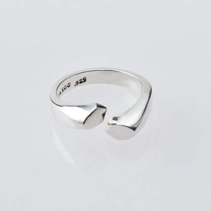XOLO JEWELRY Stem Ring