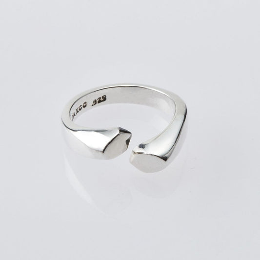 XOLO JEWELRY Stem Ring