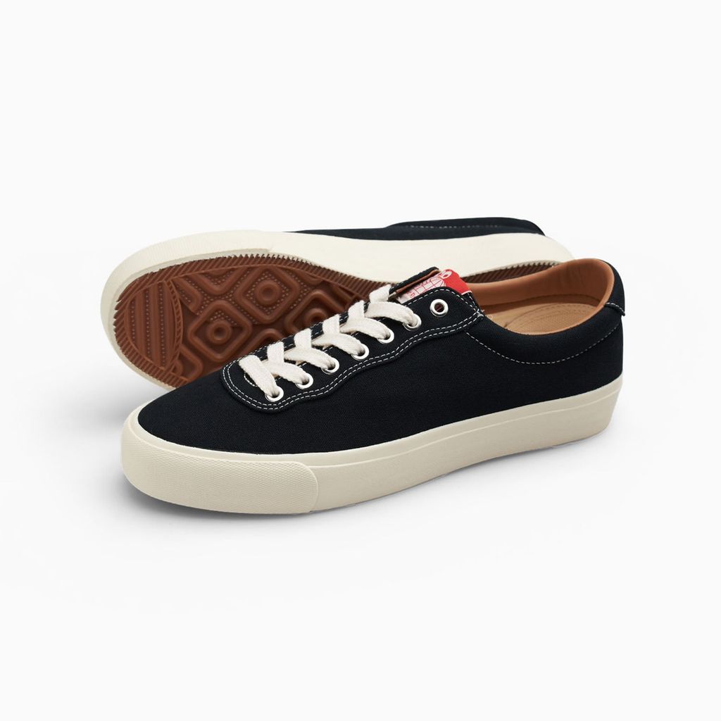 Last Resort AB VM001-Lo Canvas (Black/White)