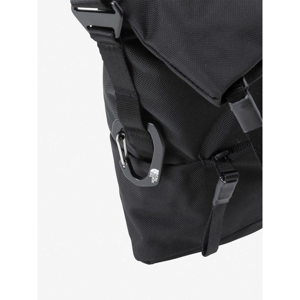 THE NORTH FACE ピレネーショルダーL NM82508