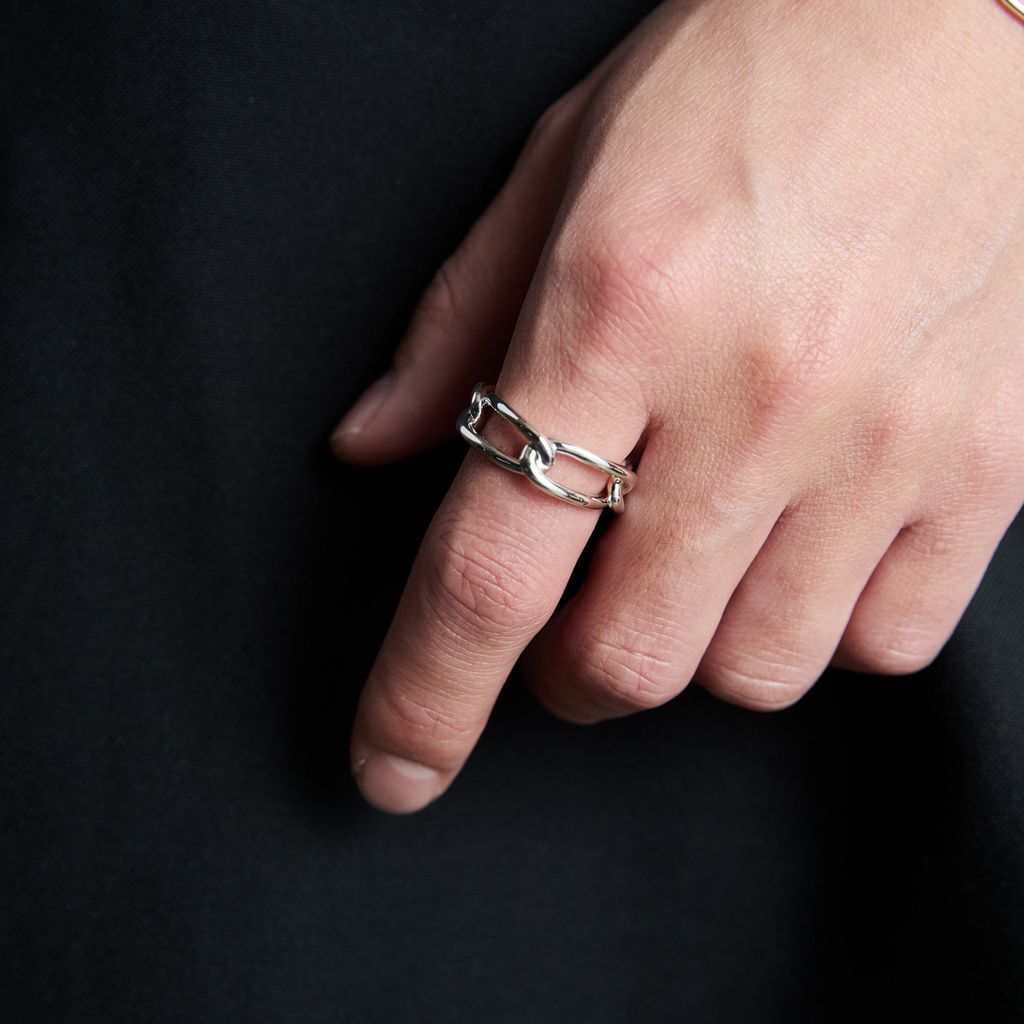 XOLO JEWELRY Bold Chain Ring