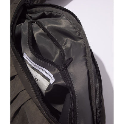 F/CE. TEXTURED TWILL BODY BAG