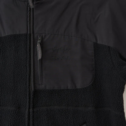 WHITE MOUNTAINEERING WM × WILD THINGS FLEECE JACKET