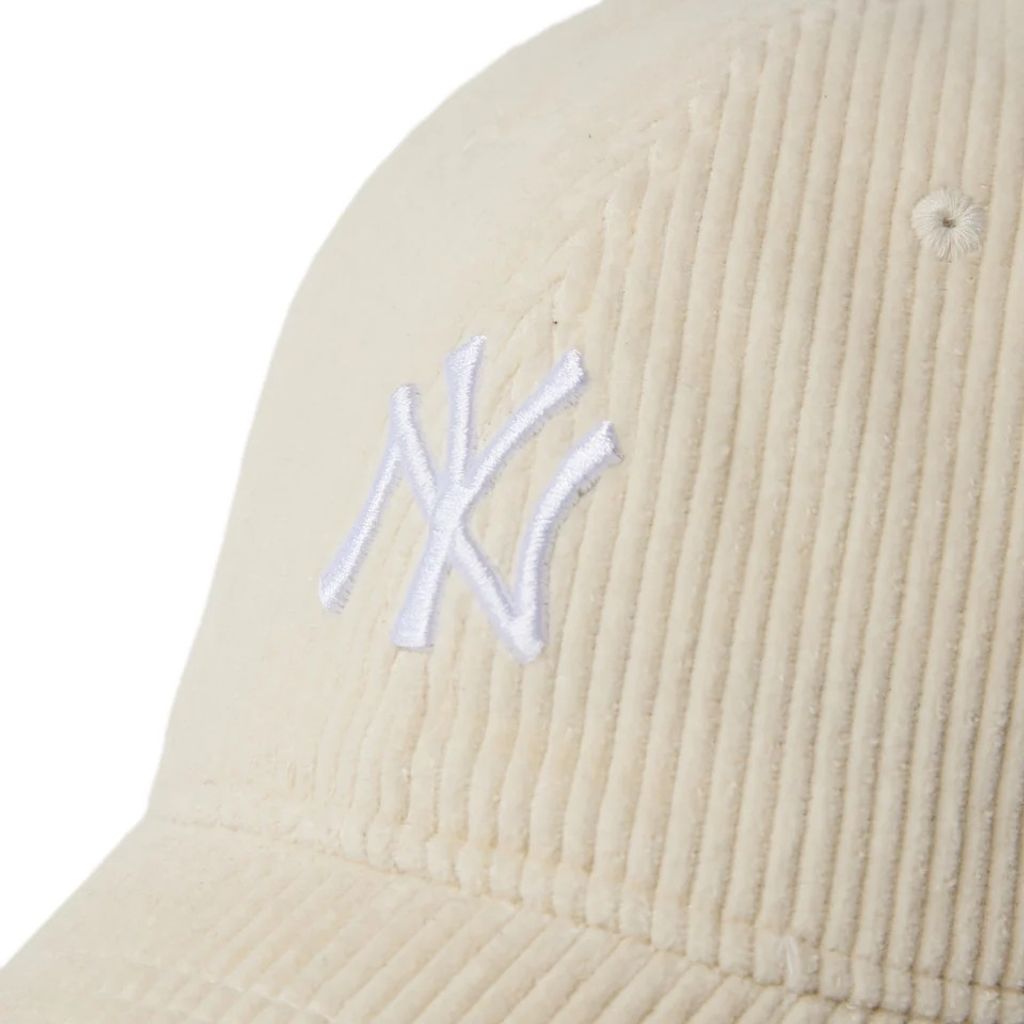 NEW ERA 9TWENTY Corduroy コーデュロイ ニューヨーク・ヤンキース アイボリー