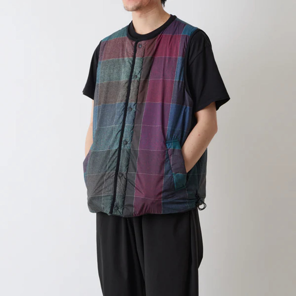 White Mountaineering WM × TAION REVERSIBLE DOWN VEST