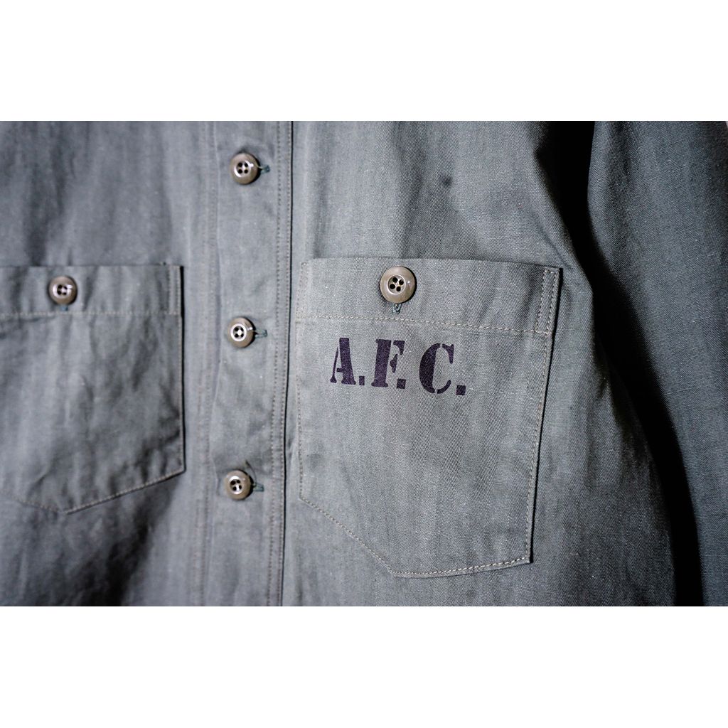 ANDFAMILYS MILITARY SHACKET -A.F.C.-