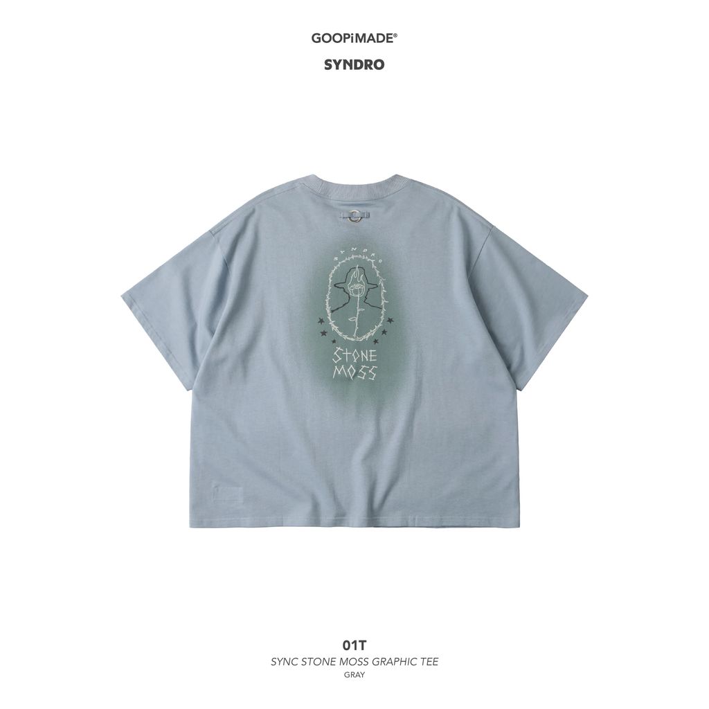 GOOPiMADE 01T-SYNC STONE MOSS GRAPHIC TEE