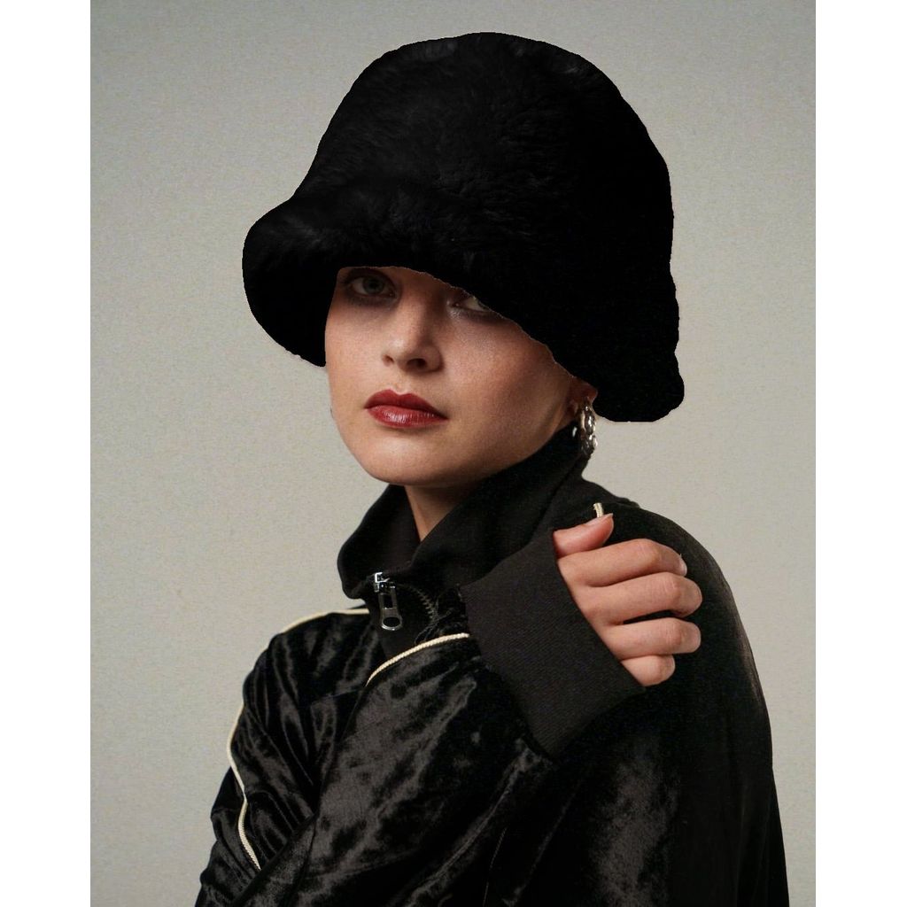 AMBERGLEAM  Fur Bucket Hat