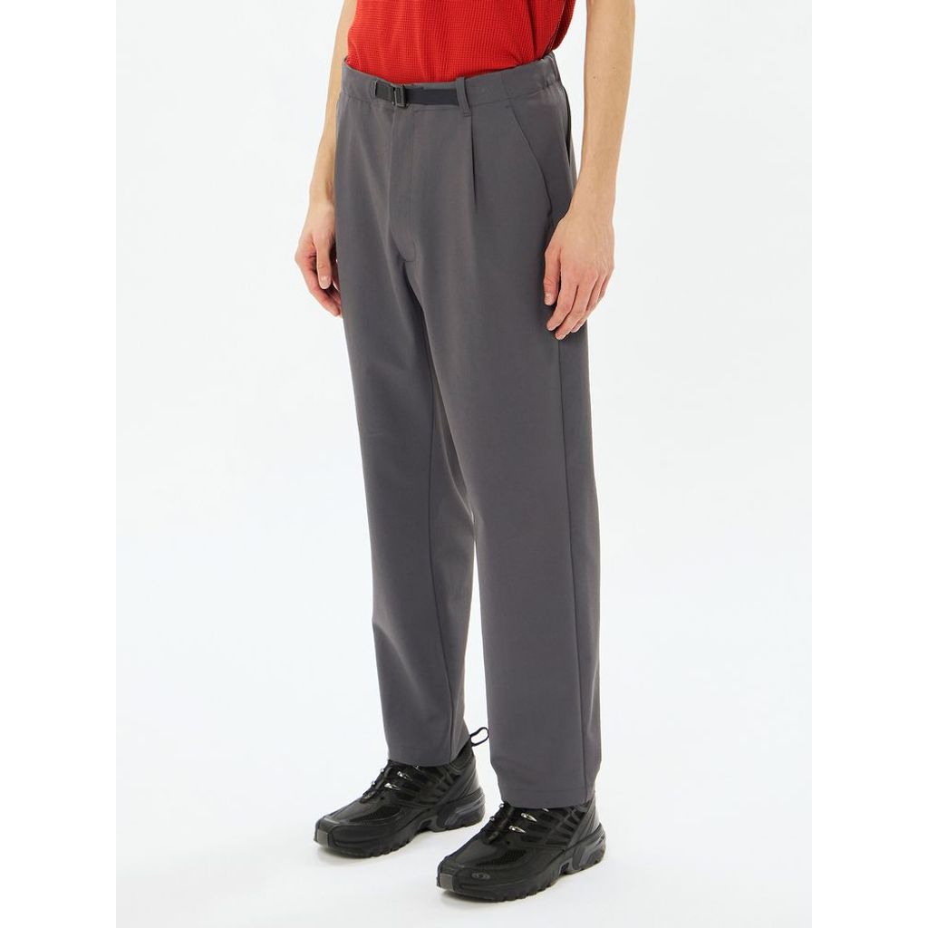 GOLDWIN  ワンタックテーパードストレッチパンツ