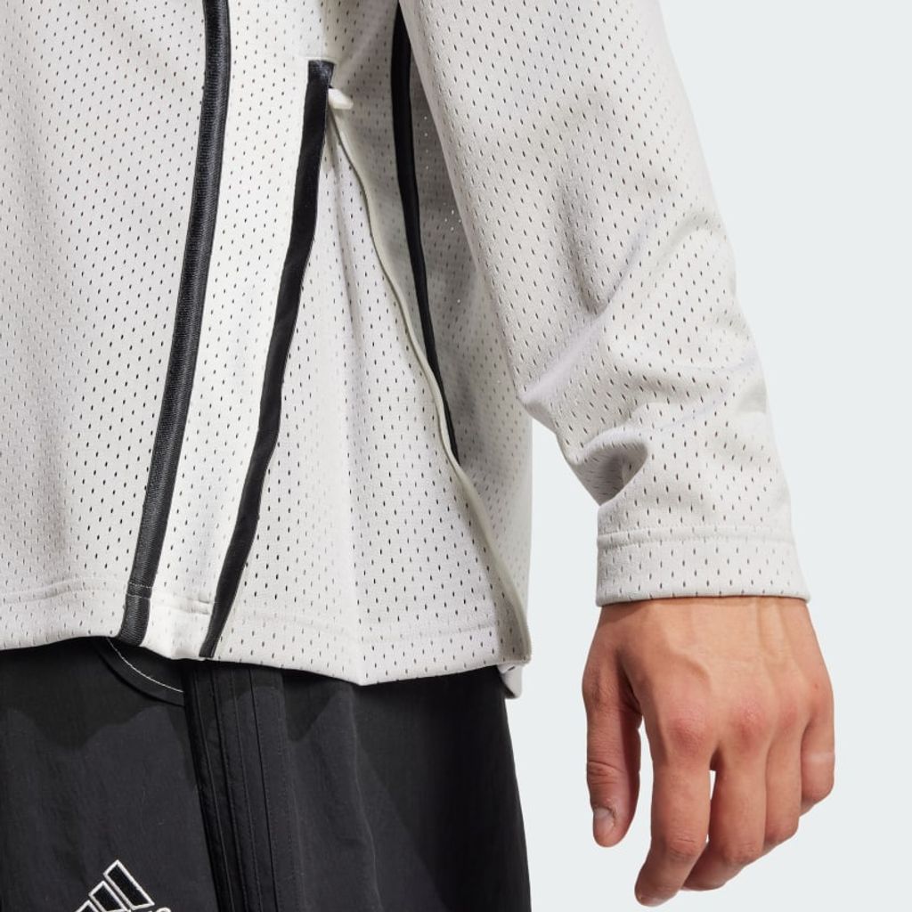 adidas originals ウォームアップトップ