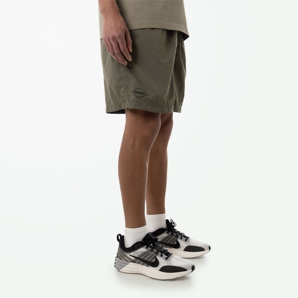 MADNESS RHOMBUS LOGO NYLON ESSENTIAL SHORTS (17")