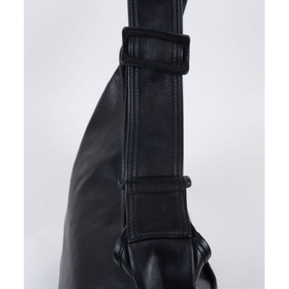 MASSES LEATHER SHOULDER BAG