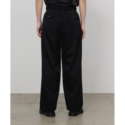 【予約商品】MARKAWARE TRIPLE PLEATED WIDE TROUSERS