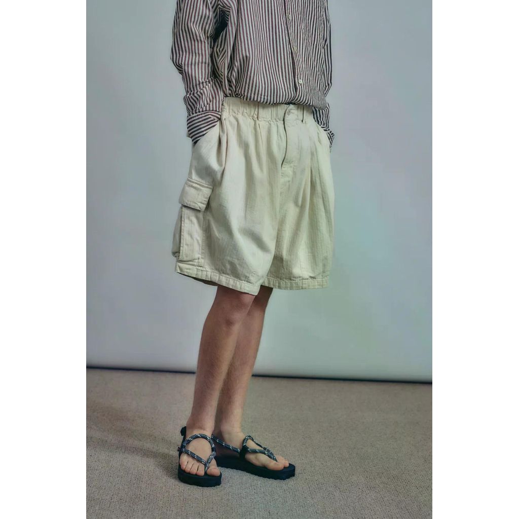 is-ness Herringbone 6-Pocket Shorts