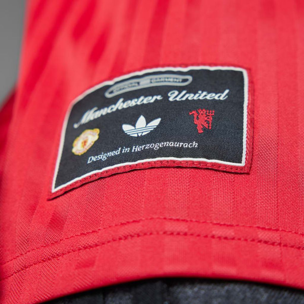 adidas originals  マンチェスター・ユナイテッド テラスアイコン ジャージー(ジェンダーニュートラル)