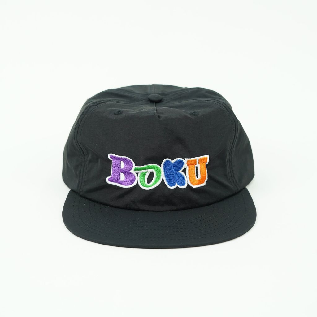 BOKU HA TANOSII BOKU LOGO CAP "ブラック"
