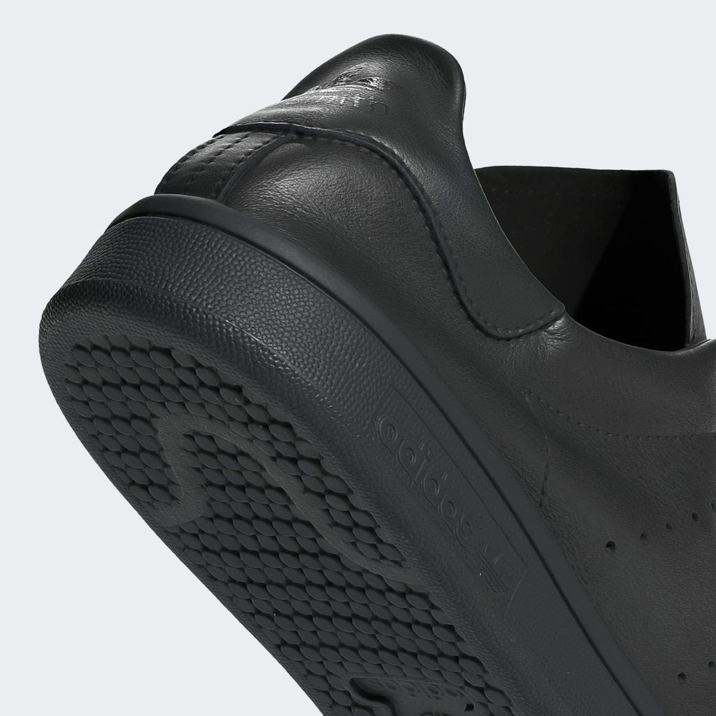adidas Originals スタンスミス Decon / Stan Smith Decon(Core Black / Core Black / Core Black)