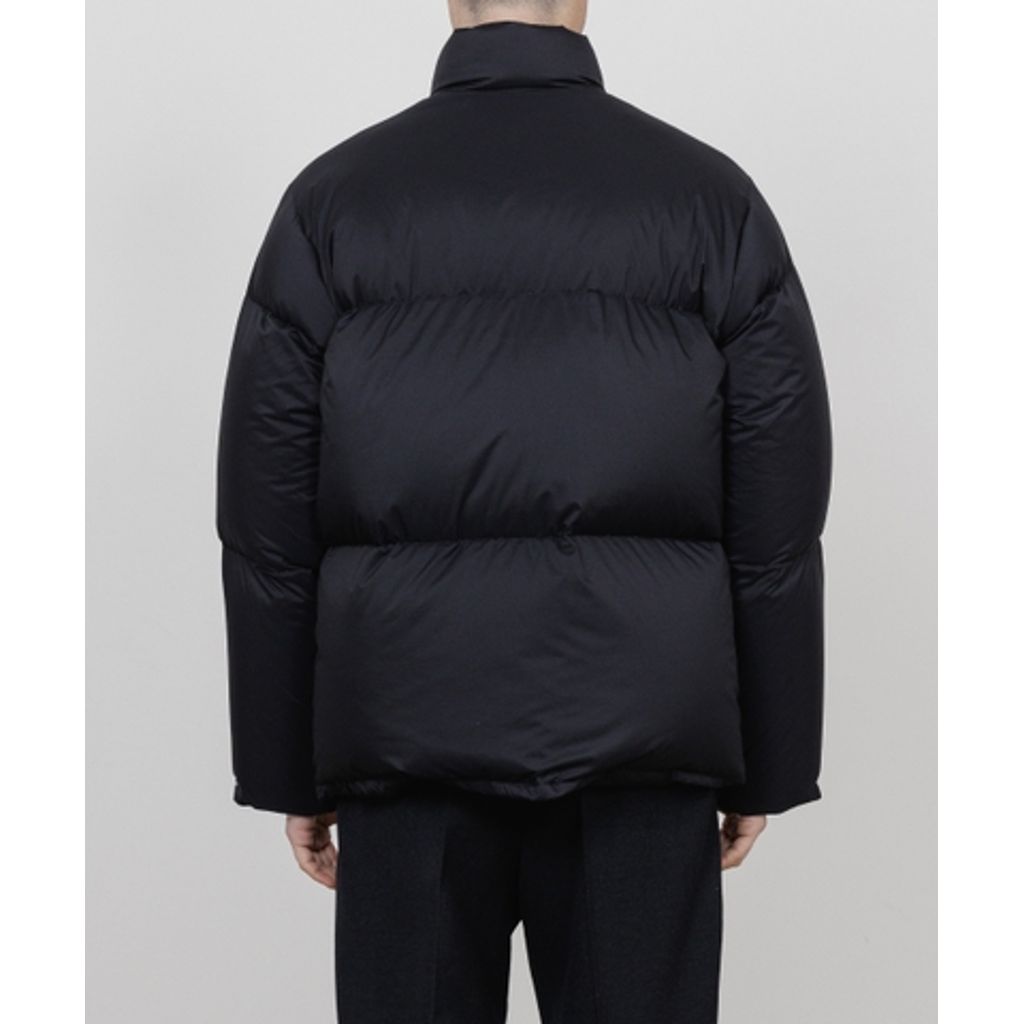 marka DOWN JACKET