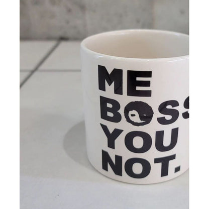 ※送料無料対象外品 VOO VOOMUG「ME BOSS YOU NOT」