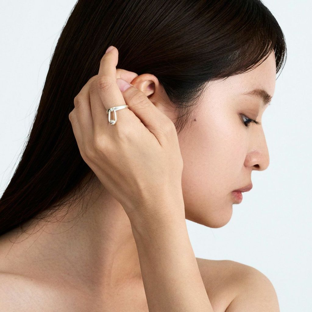 GARNI Symbol Charm Ring