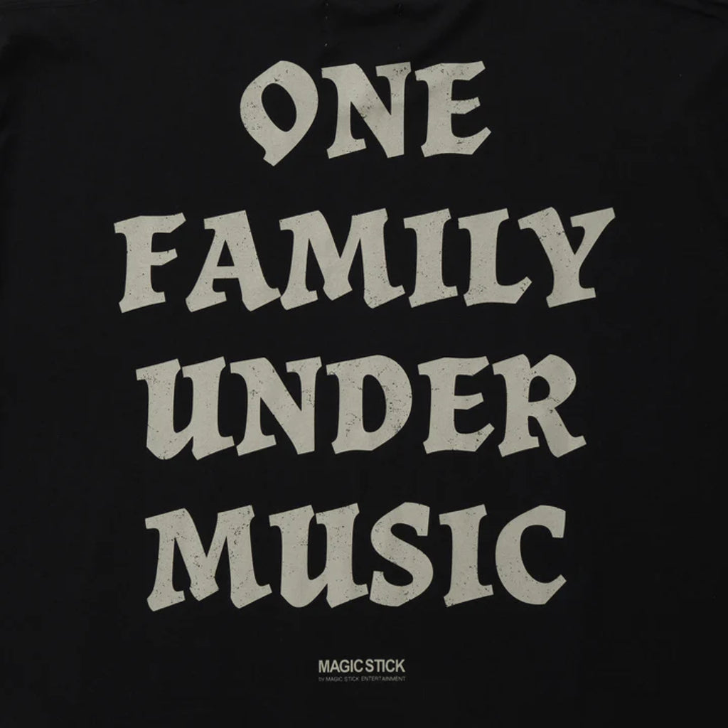 MAGIC STICK UNIVERSAL LANGUAGE TEE
