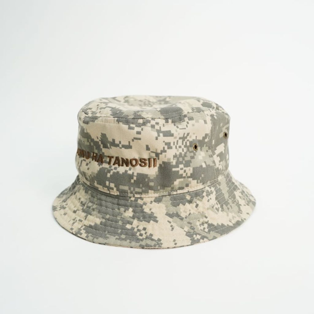 BOKU HA TANOSII HAT