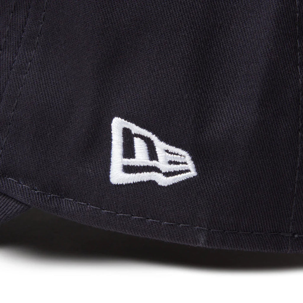 NEW ERA 9TWENTY MLB Buckle ニューヨーク・ヤンキース ミニロゴ ネイビー