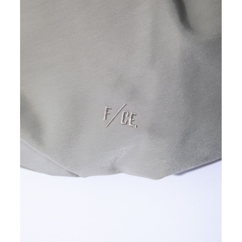 F/CE. TEXTURED TWILL BODY BAG