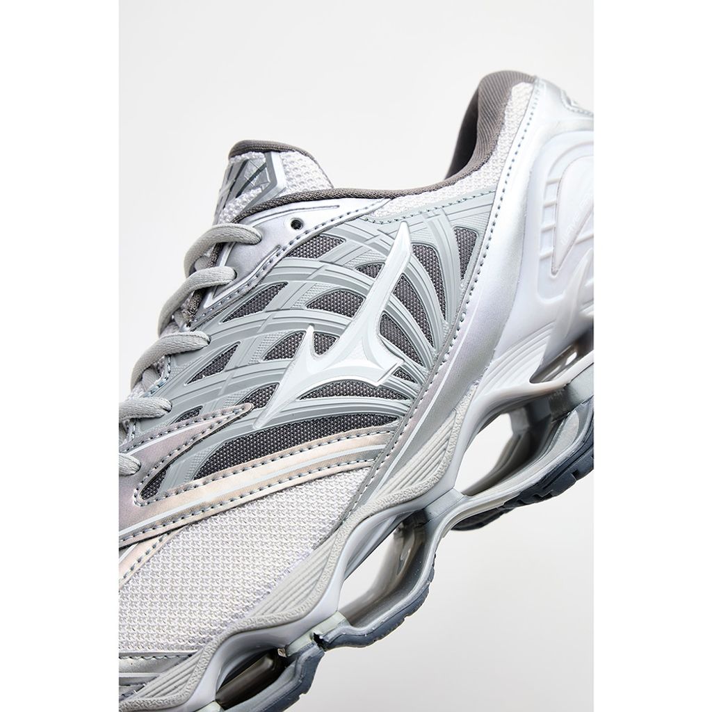 MIZUNO WAVE PROPHECY LS(ライトグレー×シルバー×ホワイト)
