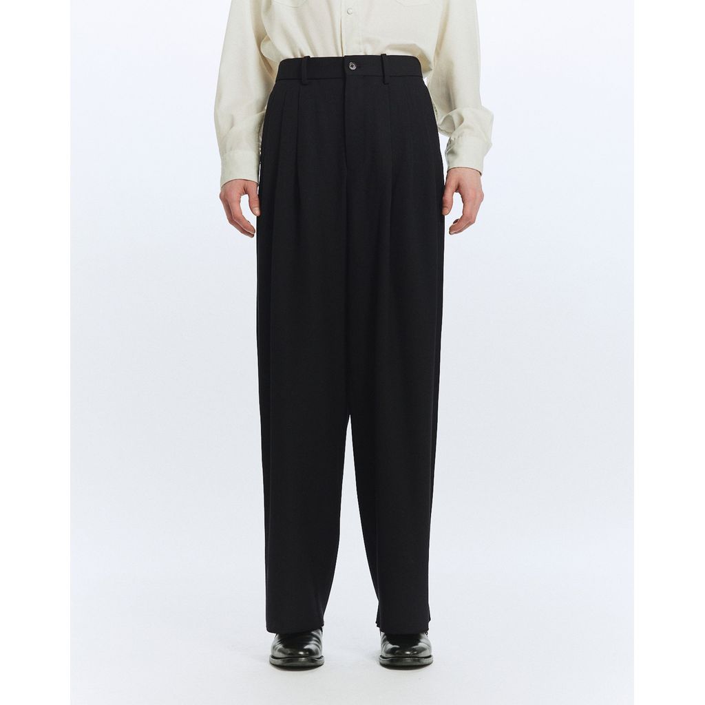 MARKAWARE Organic Wool Survival Cloth® Triple Pleated Wide Trousers