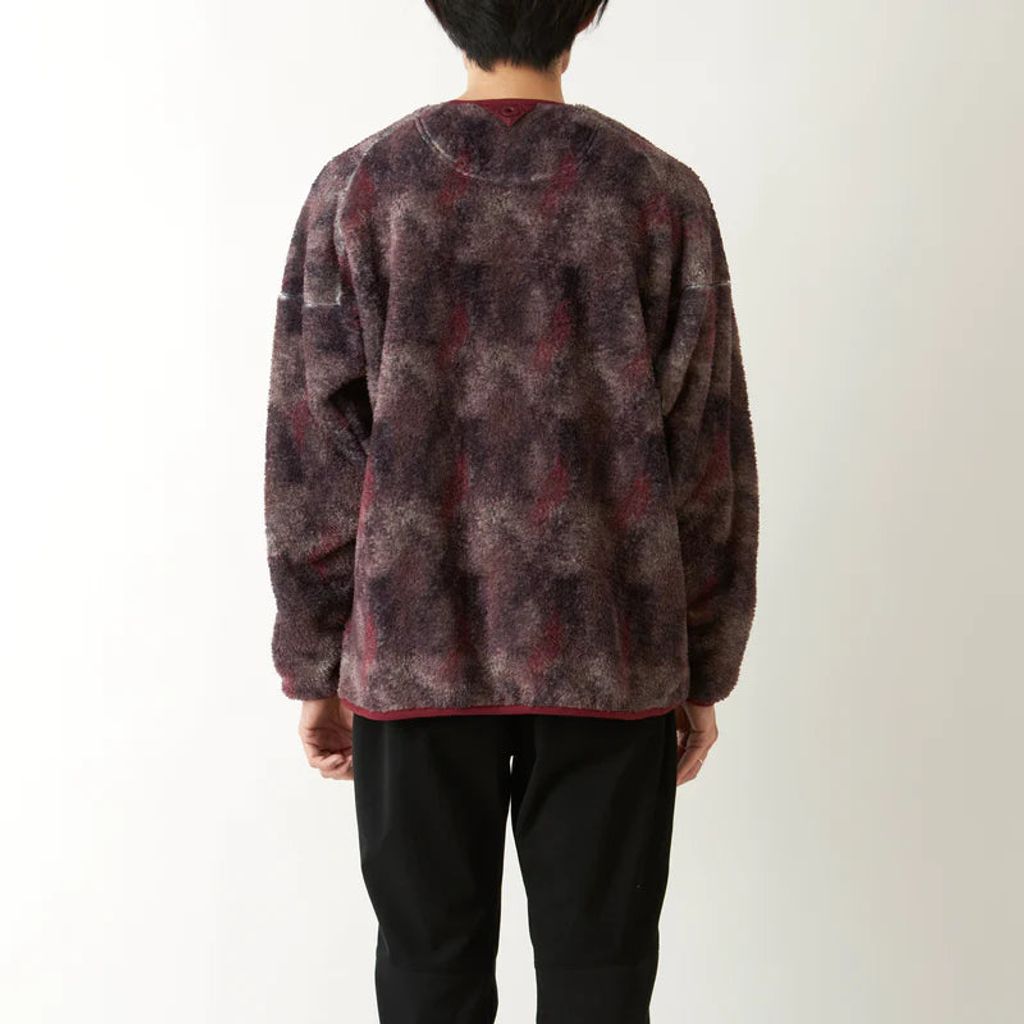 WHITE MOUNTAINEERING ABSTRUCT PATTERN FLEECE BLOUSON