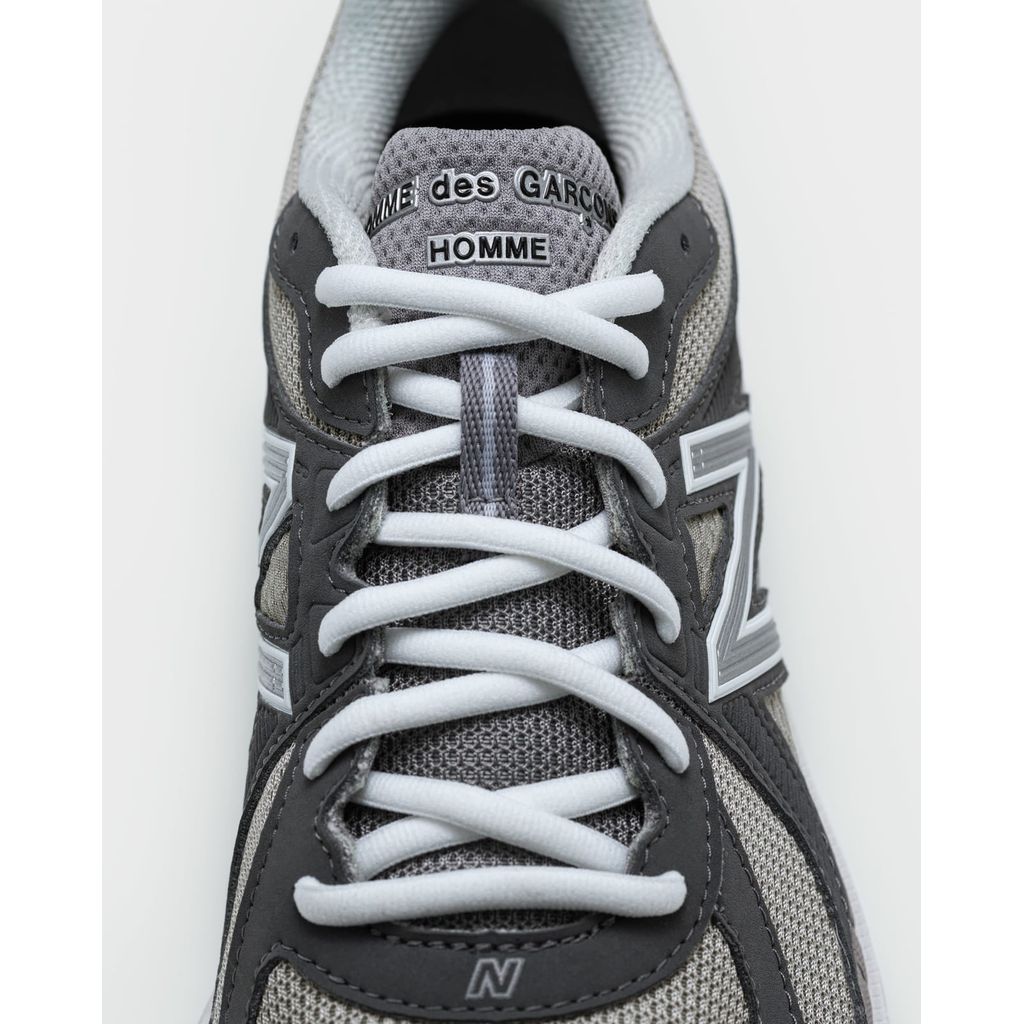 New Balance × COMME des GARCONS HOMME W-NAME MR860（Gray）