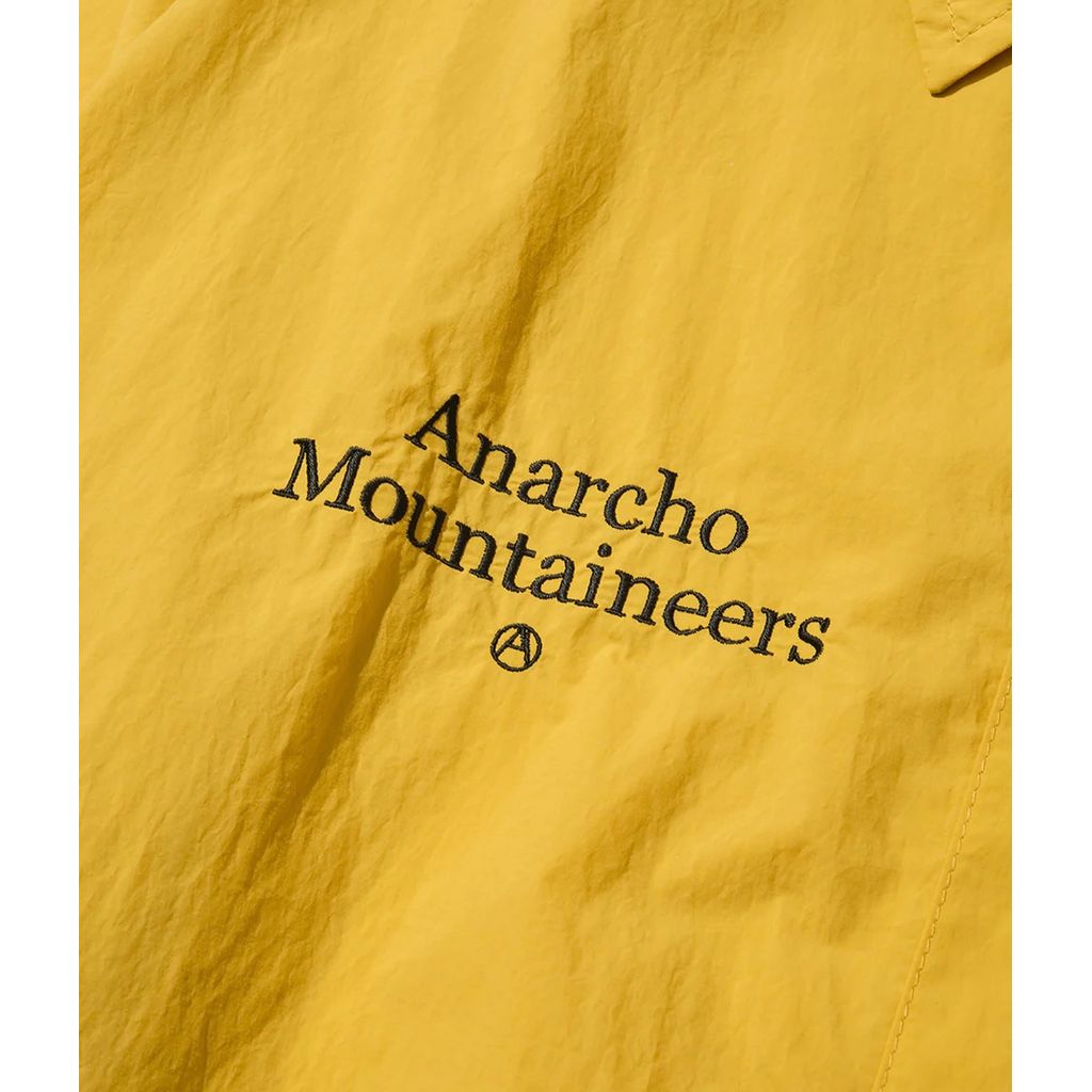 MOUNTAIN RESEARCH Coach Shirt